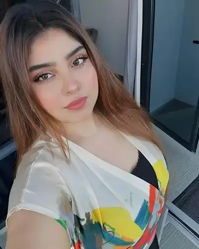 Sasni Escort